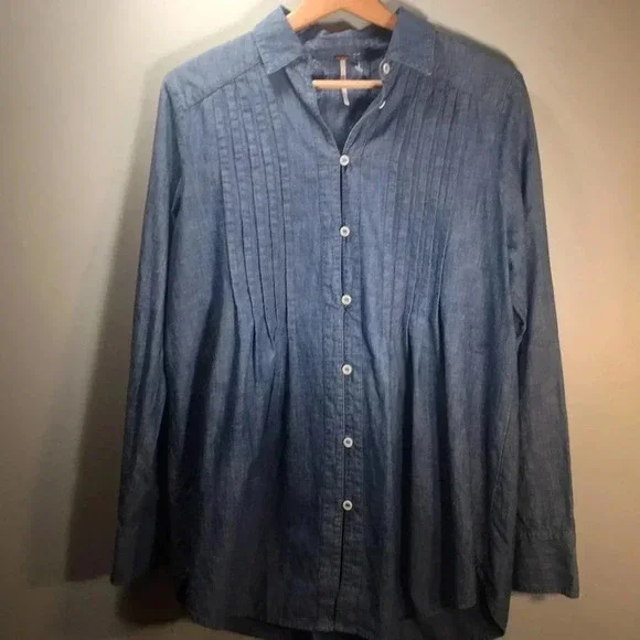 Free People Chambray oversized fit size s/p EUC - Picture 2 of 8